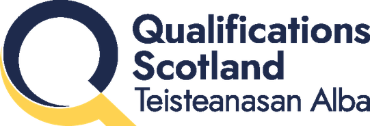 Logo of Qualifications Scotland (Teisteanasan Alba)